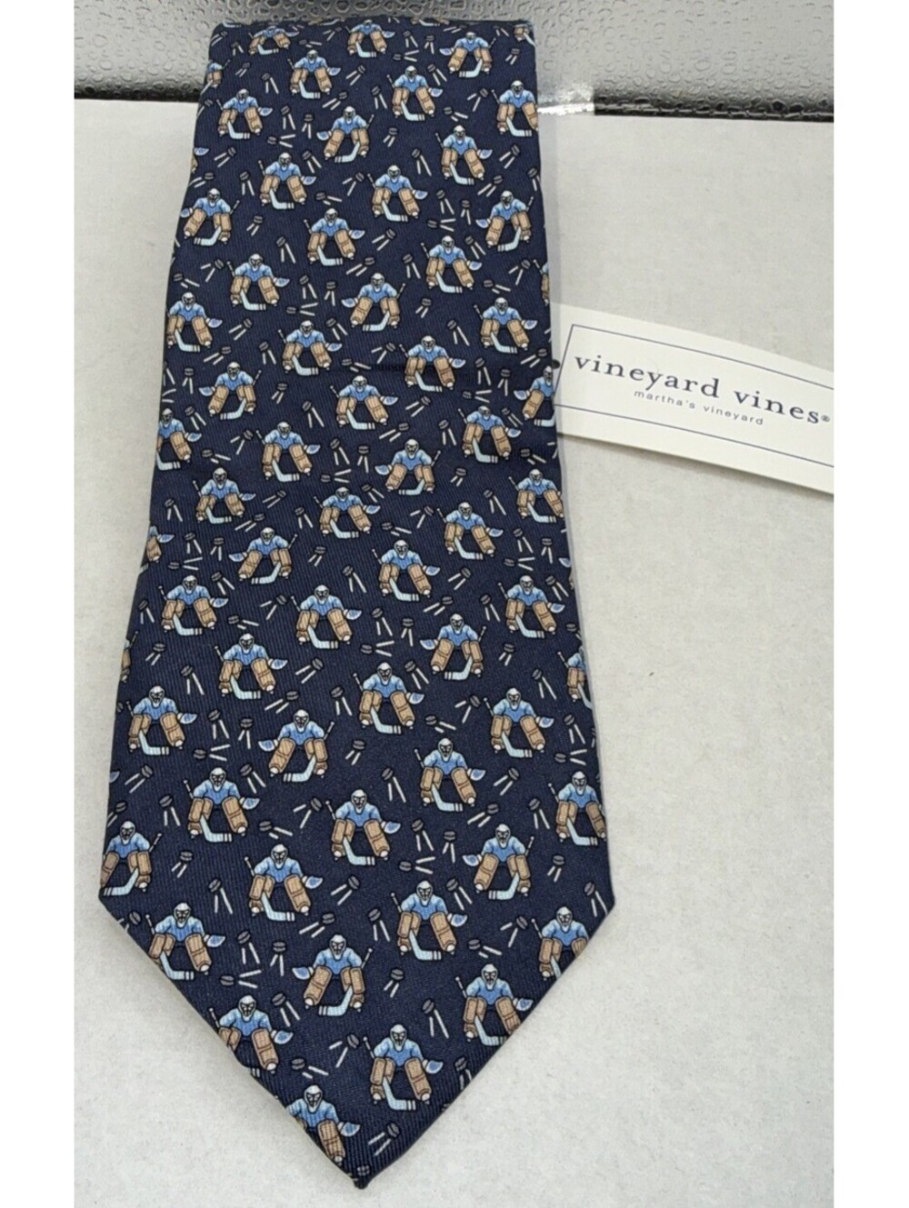 VINEYARD VINES Hockey Goalie PRINT MEN'S 100% SILK TIE BNWT!